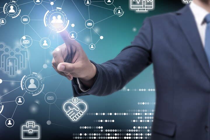 车险续保话术全攻略:让客户安心续保的沟通秘籍